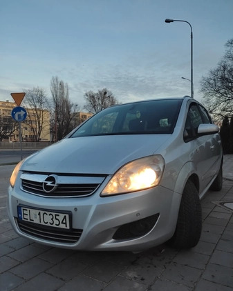 Opel Zafira cena 10500 przebieg: 217000, rok produkcji 2009 z Łódź małe 92